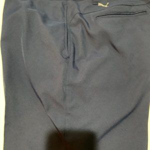 Men's Navy Blue Puma Golf shorts size 36 Like new Dry Cleaned only